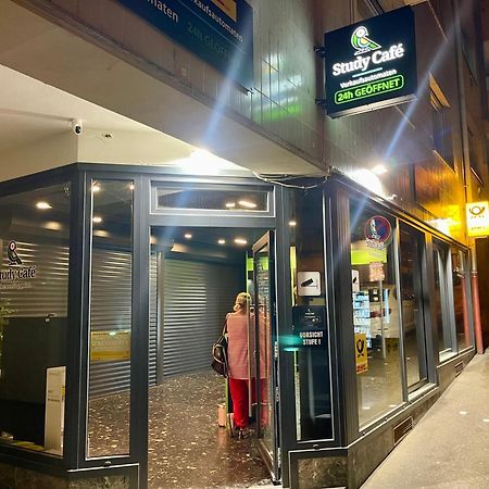 Neu Goldstadt Wunderschoenes 2 Zimmer Apartament Schloessle Zentrum פורצהיים מראה חיצוני תמונה