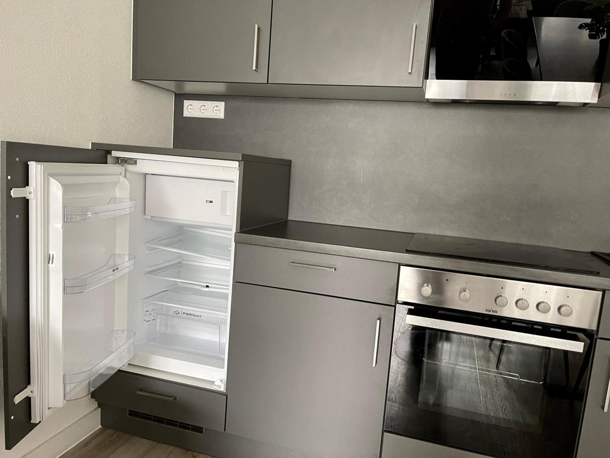 Neu Goldstadt Wunderschoenes 2 Zimmer Apartament Schloessle Zentrum פורצהיים מראה חיצוני תמונה